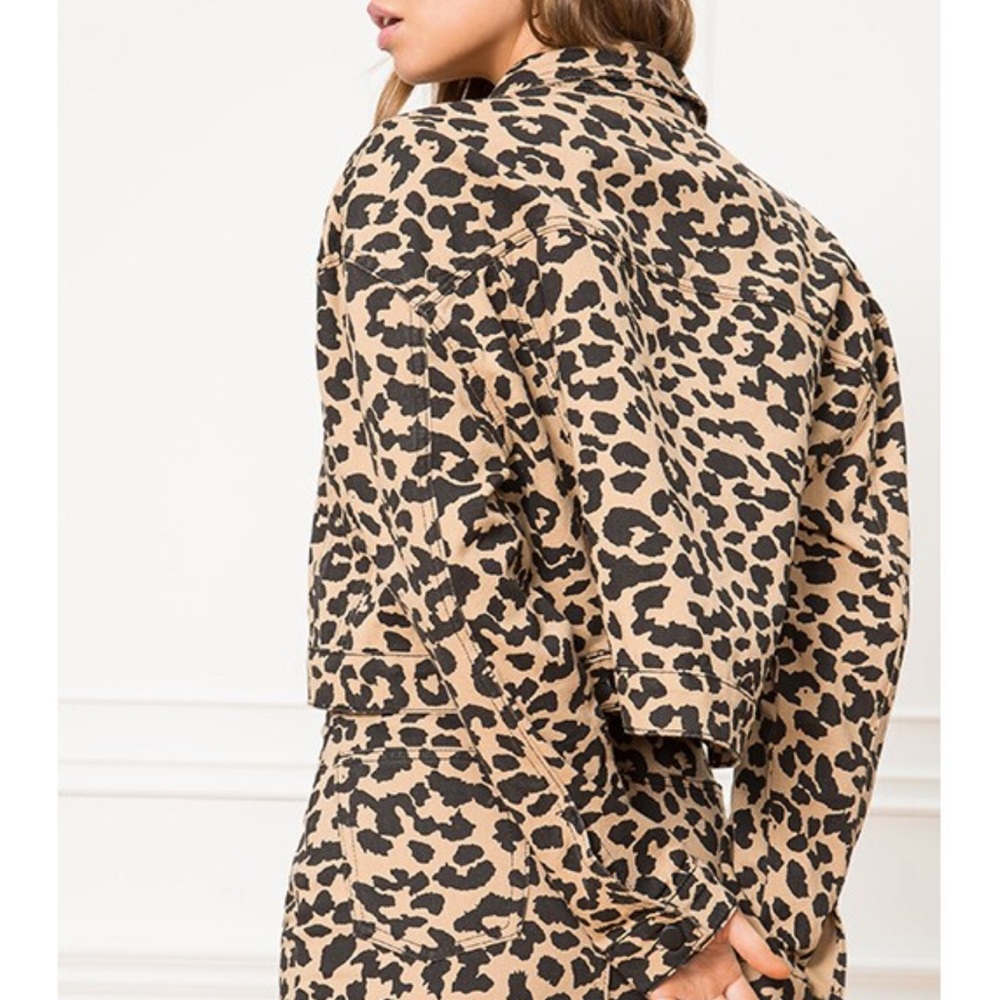 Revolve Superdown Leopard Print Denim Set - image 3